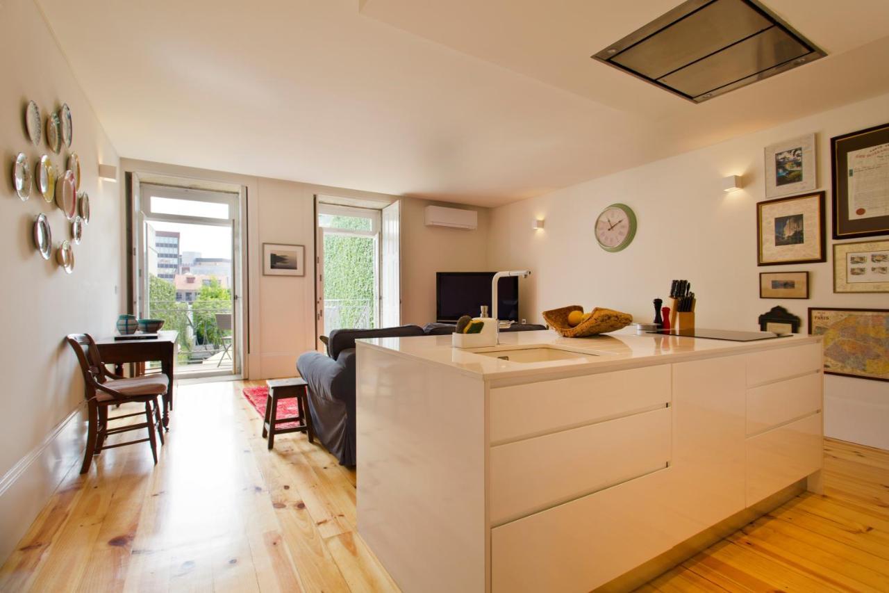 Boutique Rentals- Hidden Garden Porto'S Downtown ภายนอก รูปภาพ
