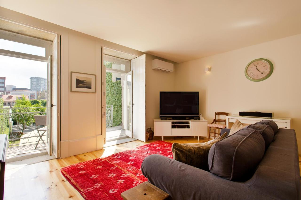 Boutique Rentals- Hidden Garden Porto'S Downtown ภายนอก รูปภาพ